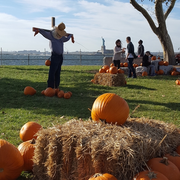 Meet your Posher - Picture 6 of 7